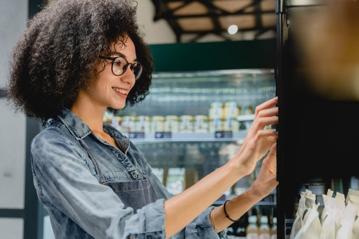 Kody QR w automatach vendingowych — vending online dla operatorów i klientów